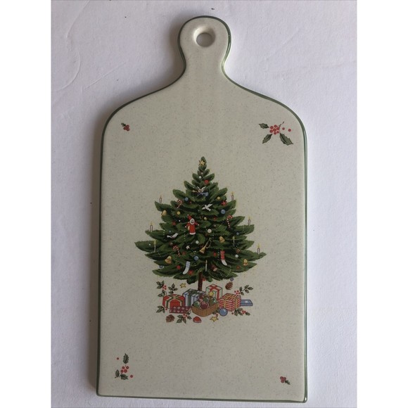 Decor Other - Christmas Tree Ceramic Trivet Cutting Board Vintage Hanging Decor 6 x 12" Japan